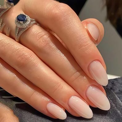Virellay Künstliche Fingernägel zum Aufkleben, Almond Form, Beige Gradient, 24