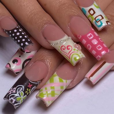 Auroriel 24 Stk. Lange Quadratische French Tip Press on Nägel, Bunt