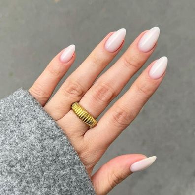 KQueenest Weiß Press On Nails Kurz, Runde Acryl Nägel zum Aufkleben, Glänzende