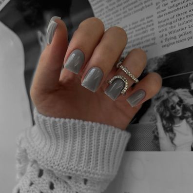KQueenest Grau Press On Nails Kurz Eckig - Künstliche Nägel zum Aufkleben
