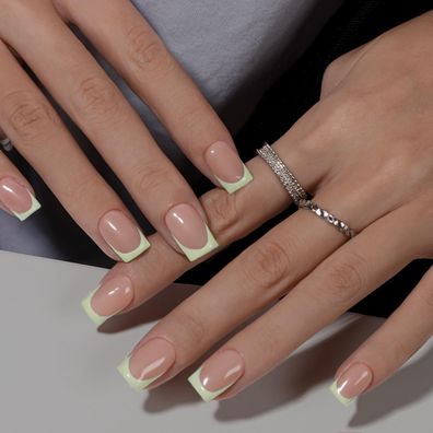 KQueenest Press on Nails Kurz French Tip Hellgrün Eckig - 30 Stück Klebenägel