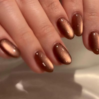 KQueenest Kurz Oval Braun Cat Eye Soft Gel Press on Nails, Sparkly Shiny Fall