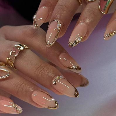 Ceboic 24 Stück Beige Rosa Mandel Press on Nails, Gold Glänzend mit Perle