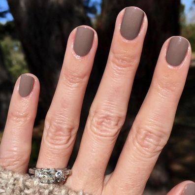 MouyouGlow Kurz Press on Nails Square Braun Herbst Farben Einfarbige Autumn