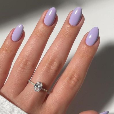 KQueenest Lavendel Press On Nails Kurz, Runde Acryl Fake Nails zum Aufkleben
