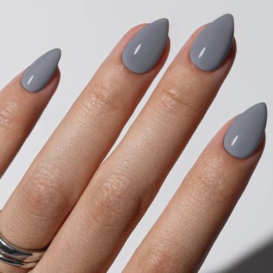 KQueenest Soft Gel Press on Nails Kurz - Sheer Grau Mandel, Einfarbig Fake