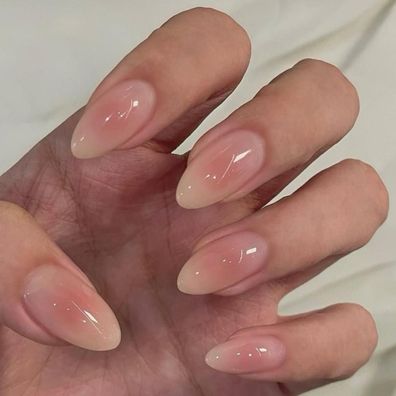 KQueenest French Press on Nails Mandel Mittel, Blass Rosa Ombré Künstliche