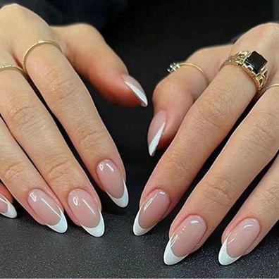 24 Stück Künstliche Nägel Mandel Kurz Französische Beige Weiß Glänzend Acryl