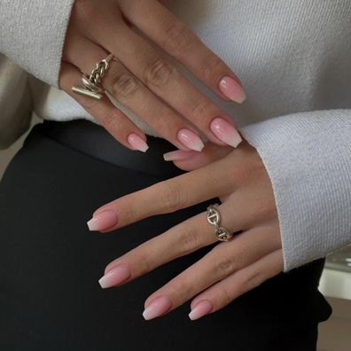 KQueenest Ombré Rosa French Press On Nails, Kurz Ballerina Sarg Nägel zum