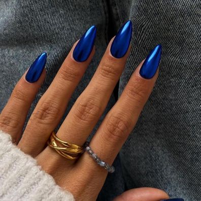 KQueenest Chrome Press On Nails Königs Blau Mandel Form, Spiegel Effekt, 24