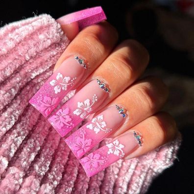 Daruur 24 Stück Full Cover Press on Nails - Vielfältige Farben & Stile für