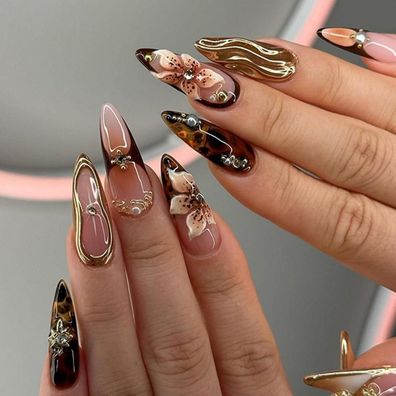 Daruur 24 Stück Full Cover Press on Nails, Klebenägel Fingernägel für Frauen