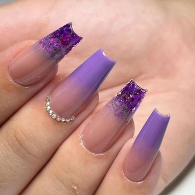 Ceboic Press on Nails, 24 Stück Mittellange Viereckige French Künstliche Nägel