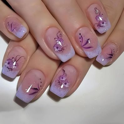 AstraGlam 24 Stück Press on Nails Lila Kurz Quadratisch Französisches Design