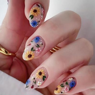 24 Stück Mandel French Tip Press on Nails mit Blumenmuster - Künstliche