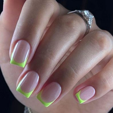 KQueenest Soft Gel French Tip Press On Nails - 30 Stück Neon Grün, Kurz Eckig