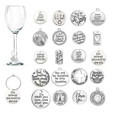 Cnymany 20 Stück Weinglas Anhänger Charms, Wein Kelch Trinken Marker Tags mit