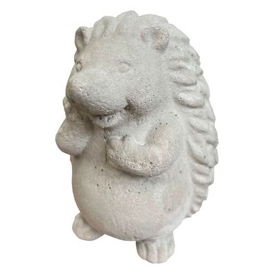 Betonfigur Igel Pummel - ein kleiner Lausbub für gute Stimmung!
