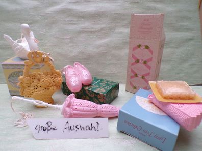 ALT Vintage Avon Duftspender Pomander Rosenkorb Schwan Schuhe Schirm Fächer