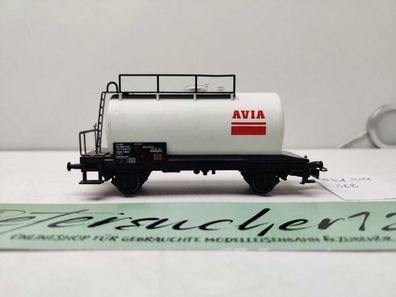 Märklin H0 AC 44404 / 735 0 398-5 Mineralöl-Kesselwagen / rotem Logo der AVIA / SBB