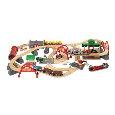 BRIO World StraÃ #159; n und Schienen Bahn Set Deluxe