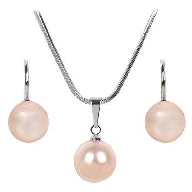 A charming set of Pearl Peach necklaces and earrings