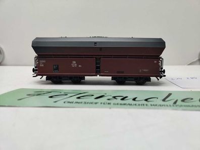 Roco H0 AC 614 284 / vierachsiger Großraum-Selbstentladewagen / NEM / DB / Ladegut K