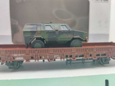 Märklin H0 46952 4MFOR Panzerwagen-Transport mit "Dingo" Kbs443 / NEM / DB / OVP