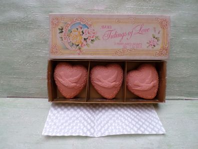 ALT Vintage Avon Tidings of Love Herz Brieftaube Liebe Romantik 3x50g