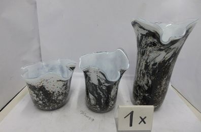 Gilde Vase, "Petunia", Glas, schwarz, weiß, VE 1, H. 21,5 cm, D. 17 cm Höhe: 21.50
