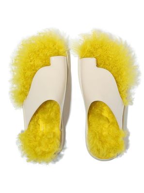 FitFlop Damen Sandalen Gen-FF X Roksanda Cut-Out Leather Slides IZ9