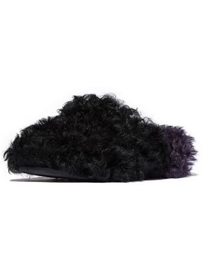 FitFlop Damen Clog Shuv X Roksanda Curly-Shearling Clogs JH3