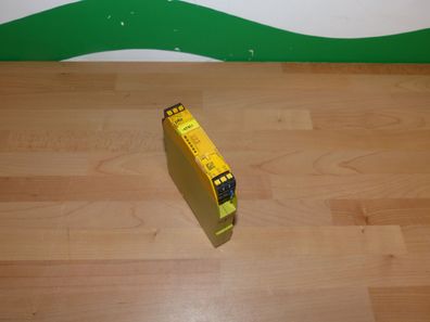 Pilz PNOZ s7.2 C 24VDC 4 n/o 1 n/c Expand Sicherheitsrelais 751177