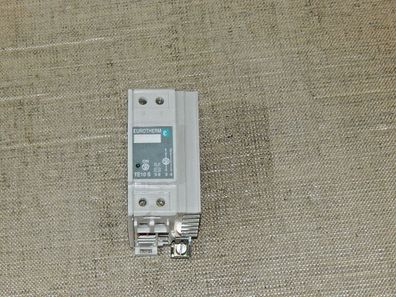 Eurotherm Relais TE10S/25A/240V/LGC/96/00 used