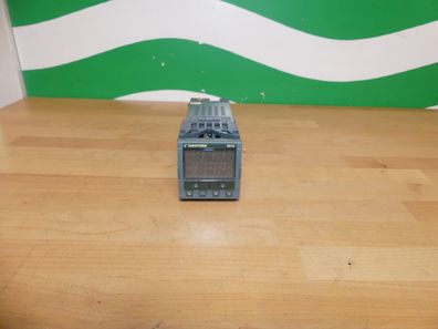 Eurotherm 2416/cc/vh/h4/fh/v5/xx/ger/ Temperaturregler