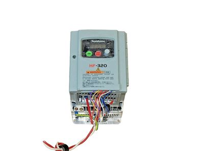 Sumitomo HF-3202-A75-W Frequenzumrichter 0.75KW used