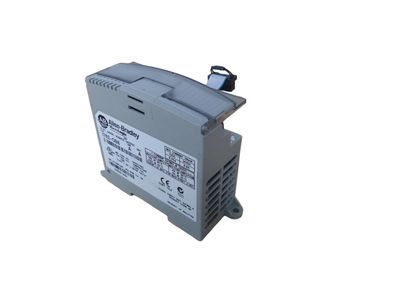 ALLEN-BRADLEY MICRO LOGIX 8 PT. 24 VDC SOURCE OUTPUT 1762-OB8 A A
