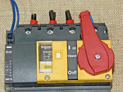 Schneider NG125N Leistungsschalter Circuit Breaker C 16A 380/415V 8kV Used