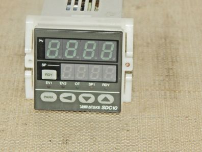 Yamatake SDC10 / / C10T6DTA0200 Temperaturregler used