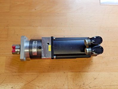 Rexroth PM Mot MSK040B-0600-NN-M1-UP1-NNNN + Neugart getriebe PLE 80 i=80