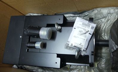 B&R 8LSC75. R2030D000-3 Servomotor