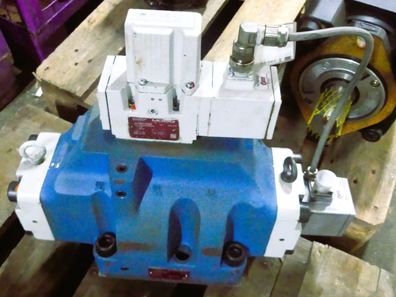MOOG D665-47654 P10HAJM6SEA2-E D661-4492E G15HOCO4NSF2HO