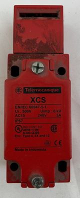 Telemecanique XCS-A702 Safety Interlock Switch 2NC 1NO IP67 500V AC Used