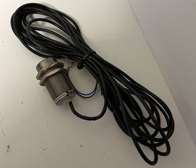 Telemecanique XS630B1PAL10EX Inductive Proximity Sensor 12-48V DC Used