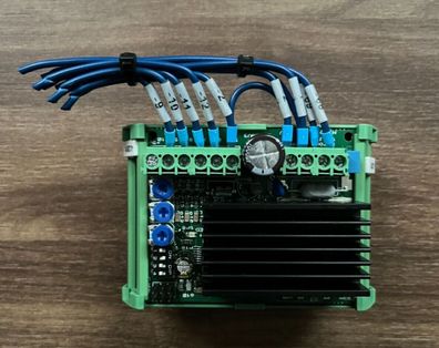 Industrial DIN Rail Controller EM200BV3 Used Integrated Heatsink