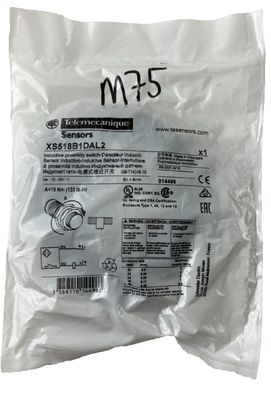 Telemecanique XS518B1DAL2 Proximity Sensor NEW M18 5mm 12-48VDC 2-Wire