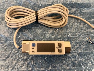 SMC PFM510-F01-2 Digital Flow Switch with Display – New