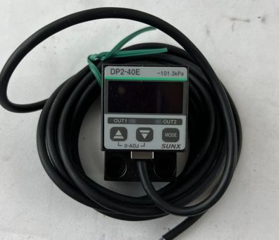 Panasonic SUNX DP2-40E Digital Vacuum Pressure Switch -101.3kPa Flat 24VDC
