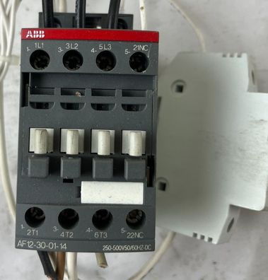 ABB AF12-30-01-14 Contactor 12A 3P 250–500V AC/DC + RT18-32(X) 32A 690V