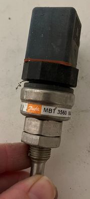 Danfoss MBT 3560 Temperature Sensor 084Z4059 -50°C to 200°C 4-20mA Pt1000, Used